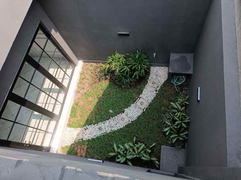 dijual rumah pokoh wedomartani kec