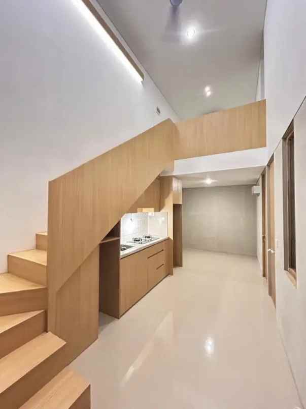 dijual rumah pondok kacang barat