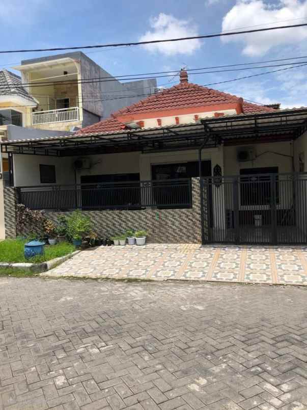 dijual rumah pondok tjandra indah