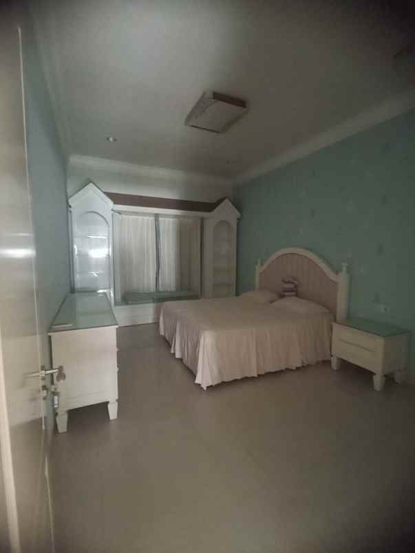 dijual rumah puri galaxy