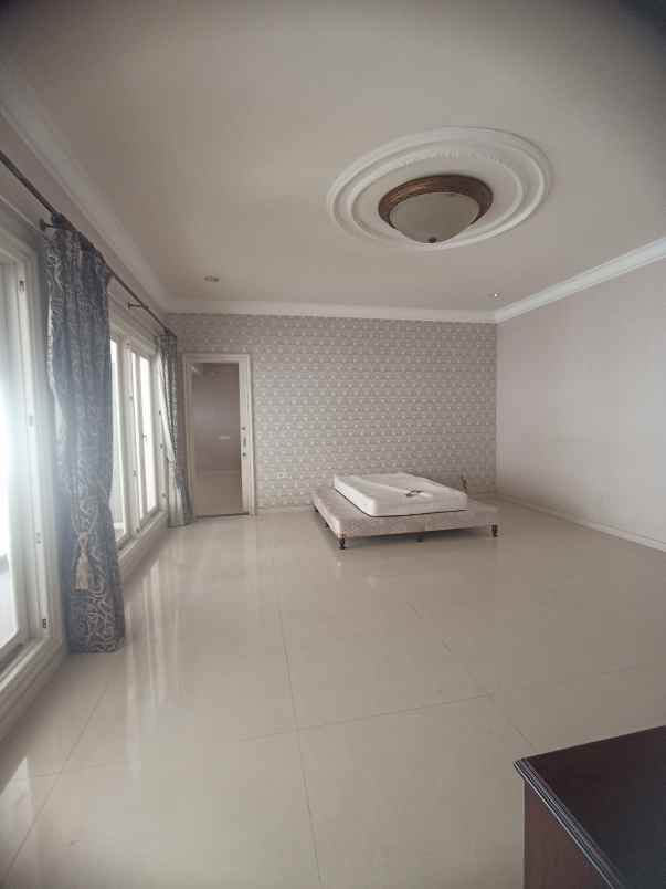 dijual rumah puri galaxy