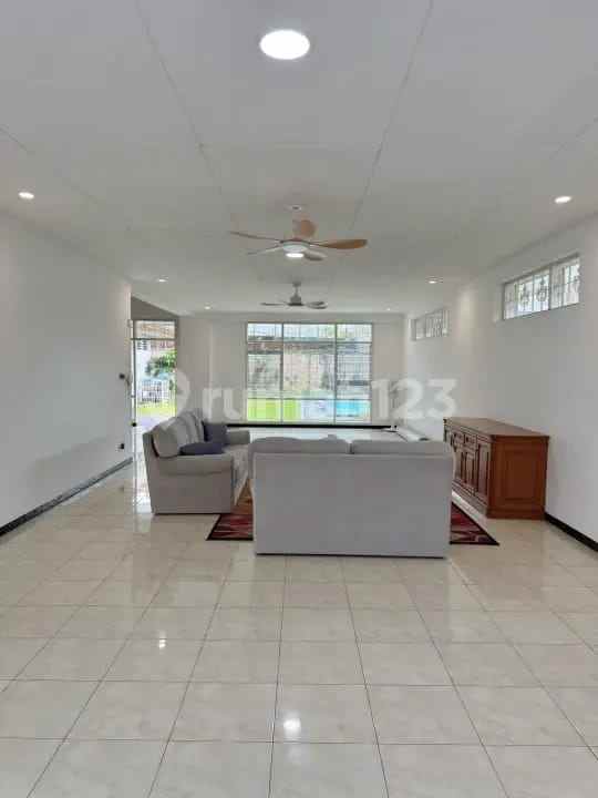 dijual rumah puri lestari cikarang