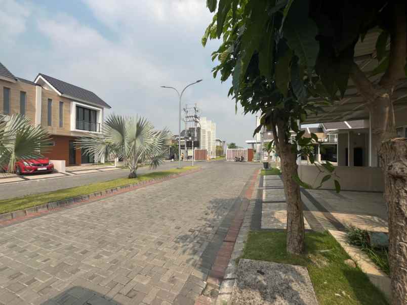 dijual rumah puri safira