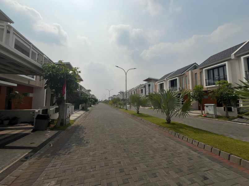 dijual rumah puri safira