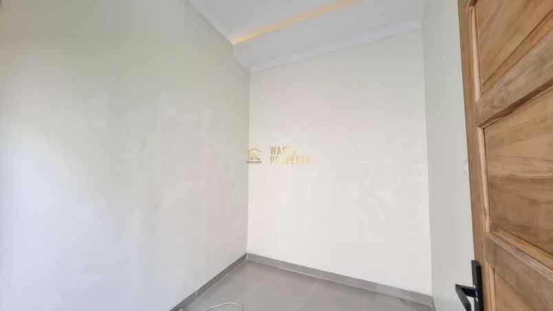 dijual rumah purwomartani