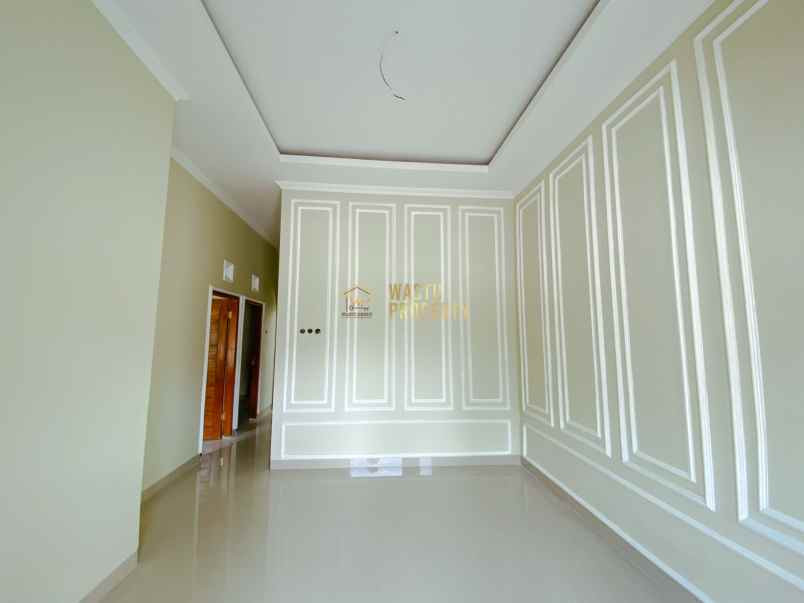 dijual rumah purwomartani kalasan