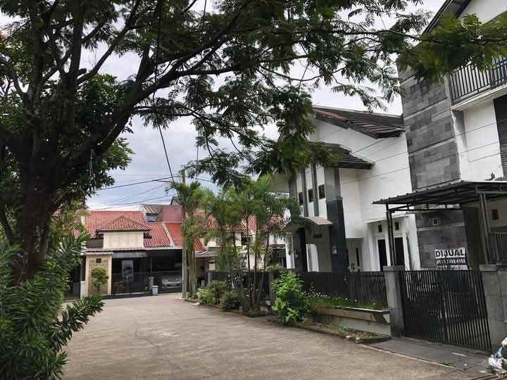 dijual rumah rancabolang