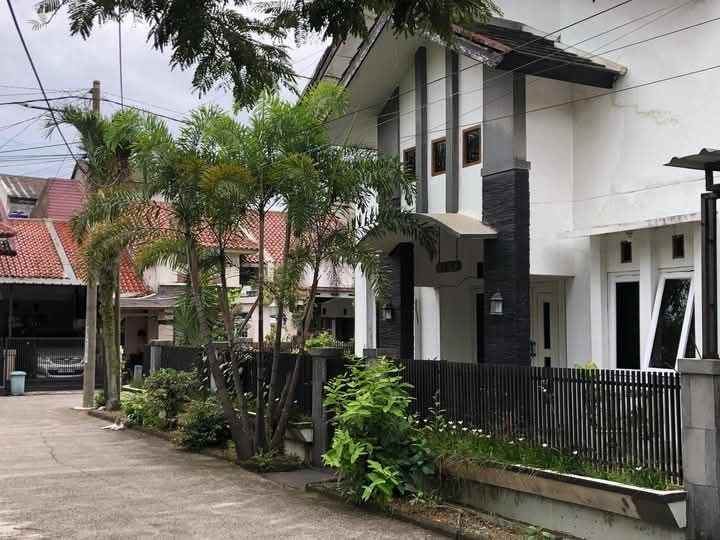 dijual rumah rancabolang