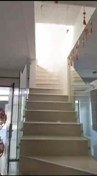 dijual rumah regency one