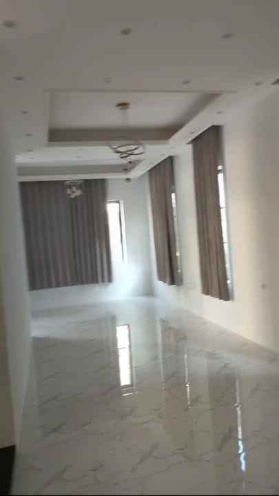 dijual rumah regency one