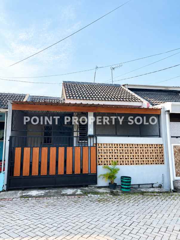 dijual rumah rejosari gondangrejo