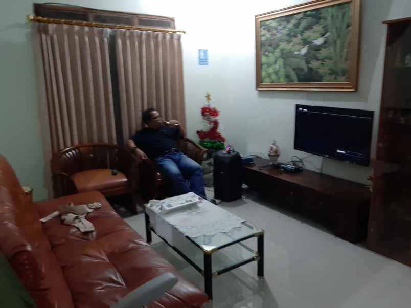dijual rumah resor dago pakar