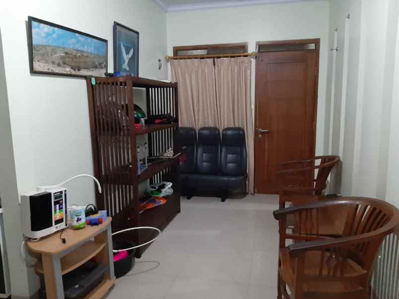 dijual rumah resor dago pakar