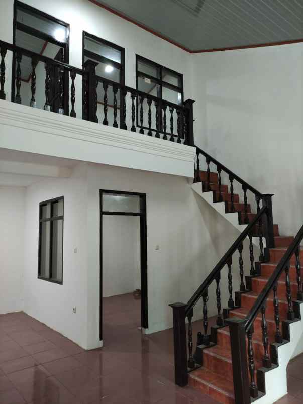 dijual rumah riungbandung