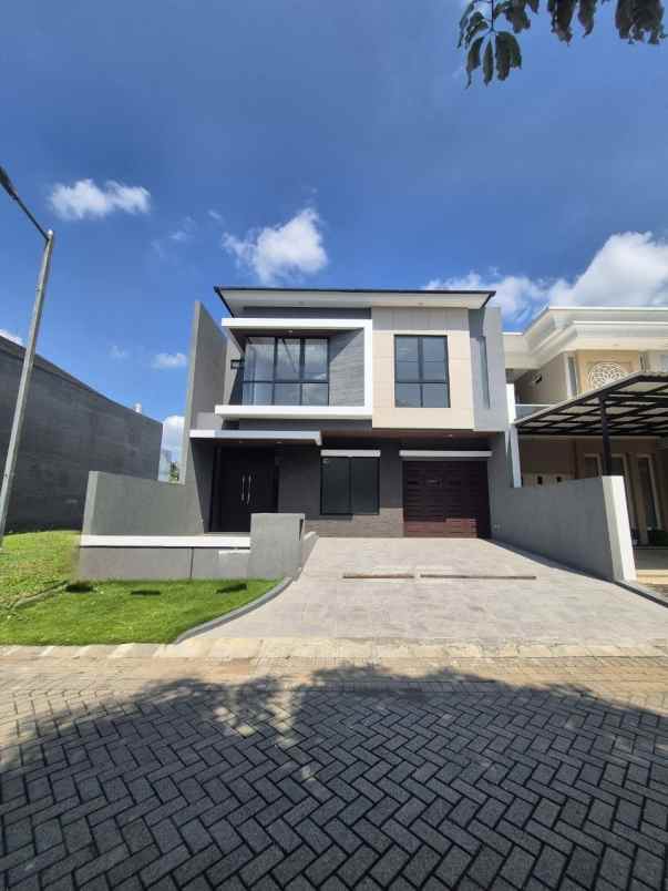 dijual rumah rumah citraland woodland