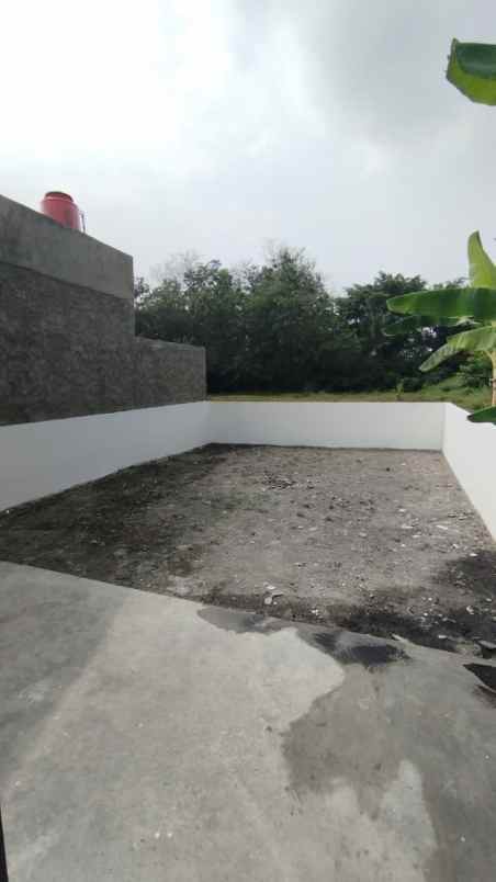 dijual rumah rumah graha candi
