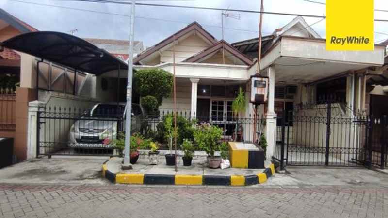 dijual rumah rungkut mapan barat surabaya lt 198m2 shm