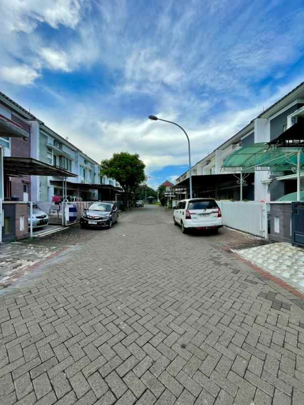 dijual rumah san diego pakuwon city