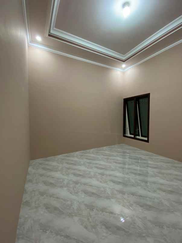 dijual rumah sawojajar