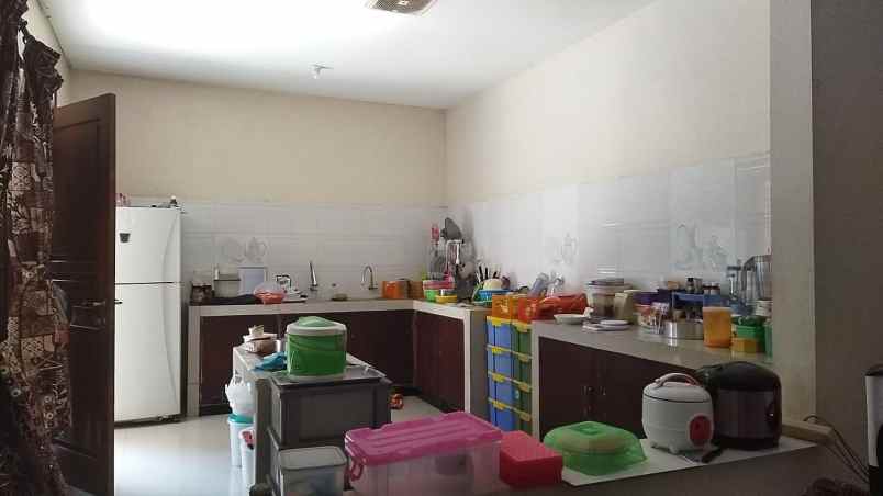 dijual rumah sayap wahid hasyim