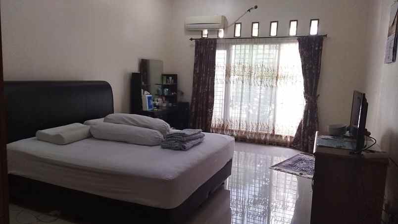 dijual rumah sayap wahid hasyim