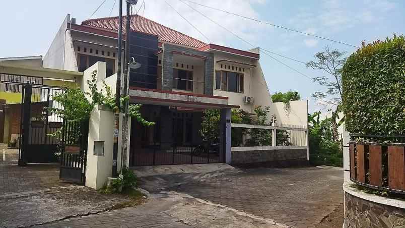 dijual rumah sayap wahid hasyim
