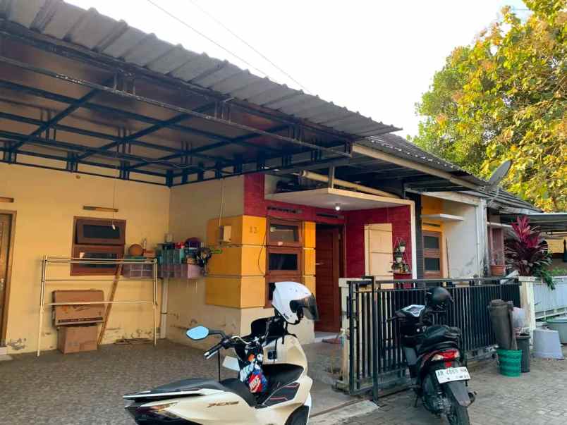dijual rumah sembungan