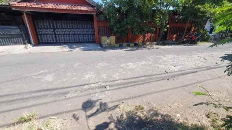 dijual rumah semolowaru elok kec