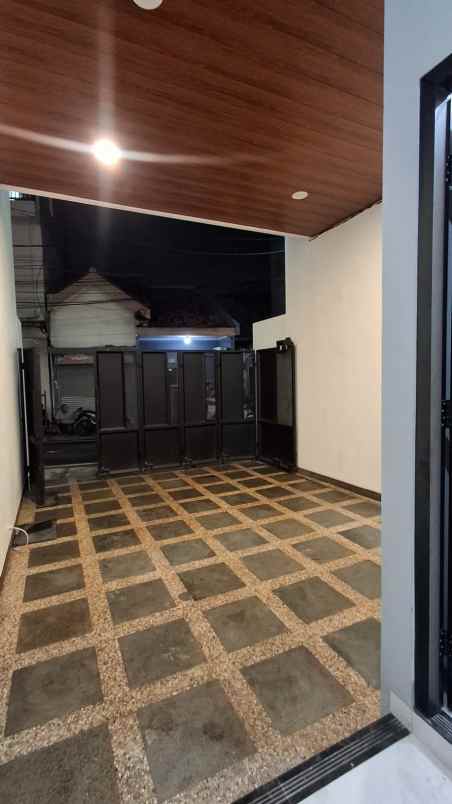 dijual rumah serdang