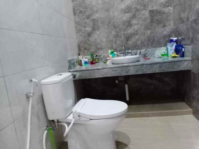 dijual rumah setu indah cipayung jaktim
