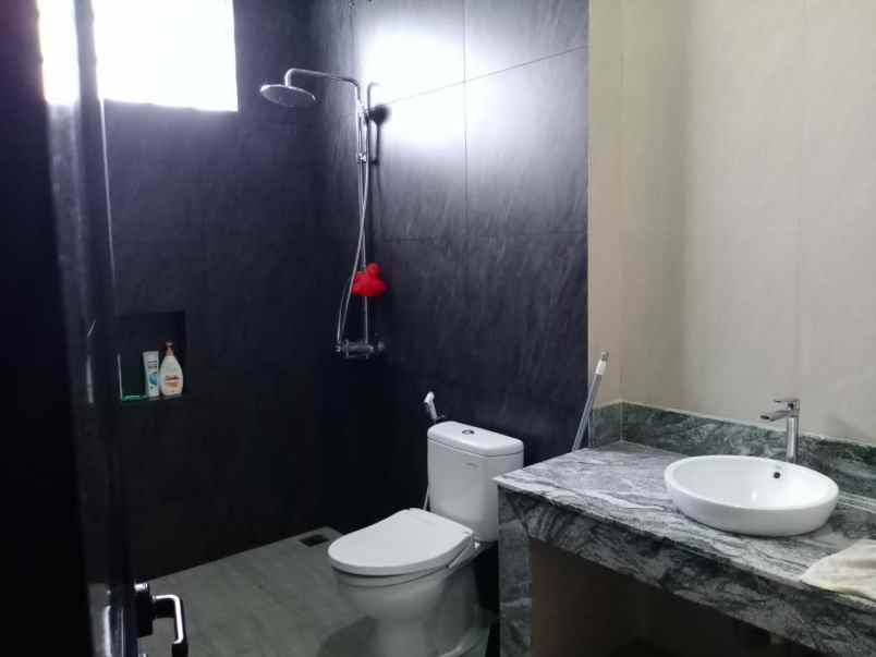 dijual rumah setu indah cipayung jaktim