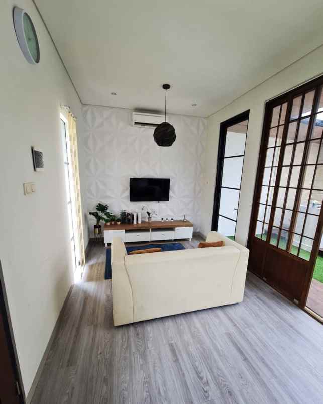 dijual rumah shoji land