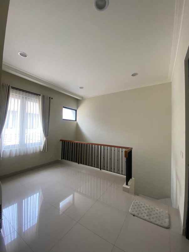 dijual rumah siap huni di kota wisata cibubur