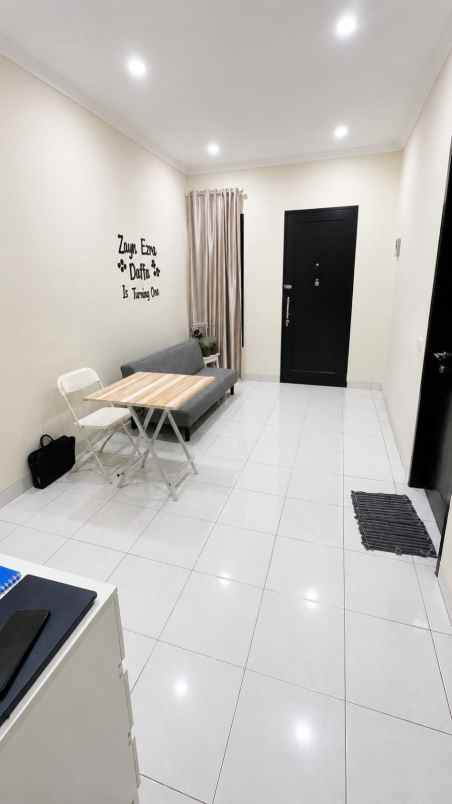 dijual rumah siap huni di legenda wisata cibubur