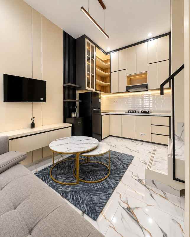 dijual rumah siap huni nyaman strategis di limo depok