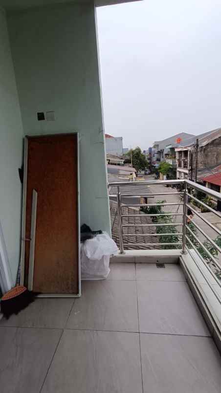 dijual rumah siap huni podok makmur kutabumi tangerang