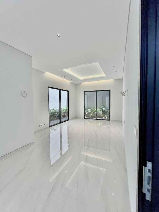 dijual rumah somerset citraland