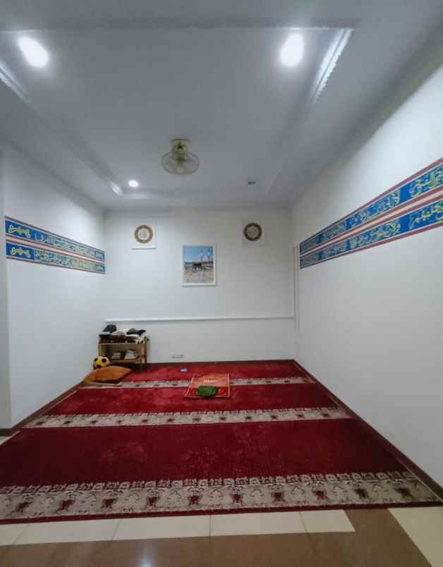 dijual rumah sukabumi utara kebon jeruk