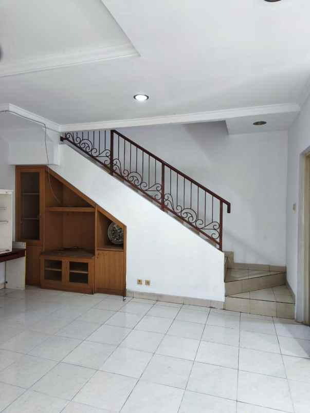 dijual rumah sunter agung