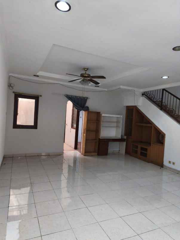 dijual rumah sunter agung