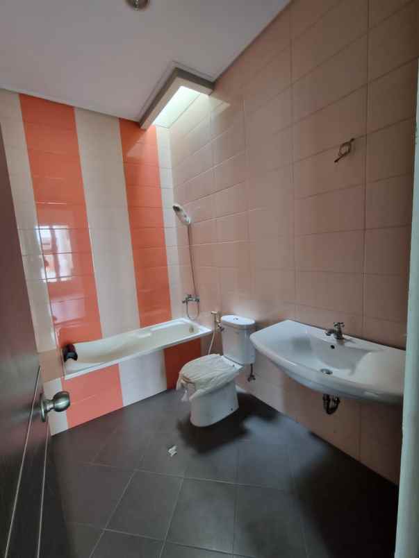 dijual rumah sunter agung permai