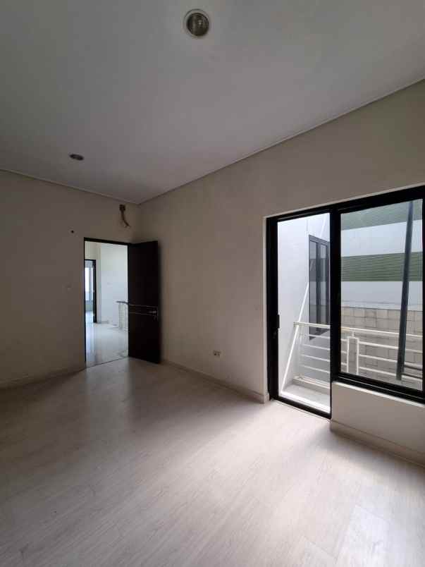 dijual rumah sunter agung permai