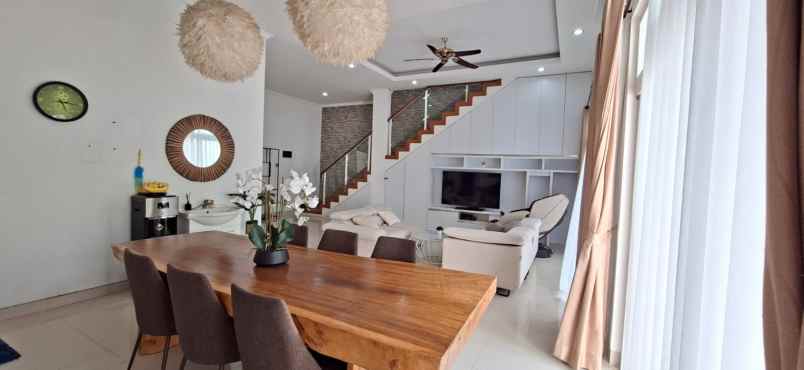 dijual rumah taman baruna nusa dua