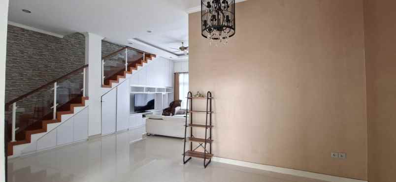 dijual rumah taman baruna nusa dua