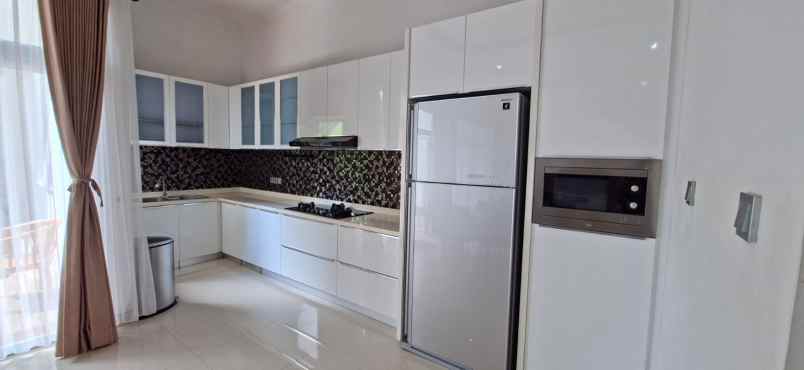 dijual rumah taman baruna nusa dua