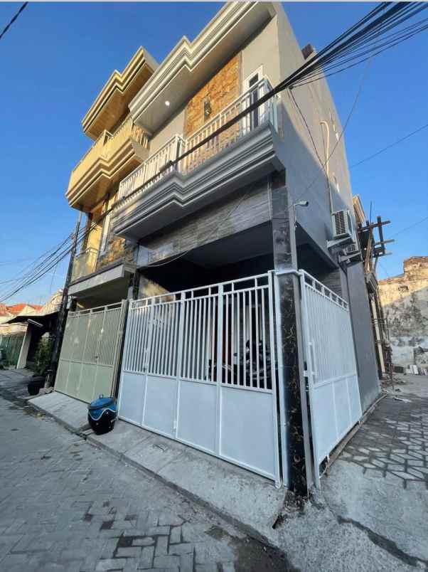 dijual rumah tambaksari surabaya