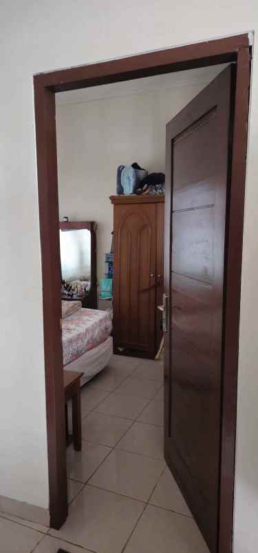 dijual rumah tanah baru