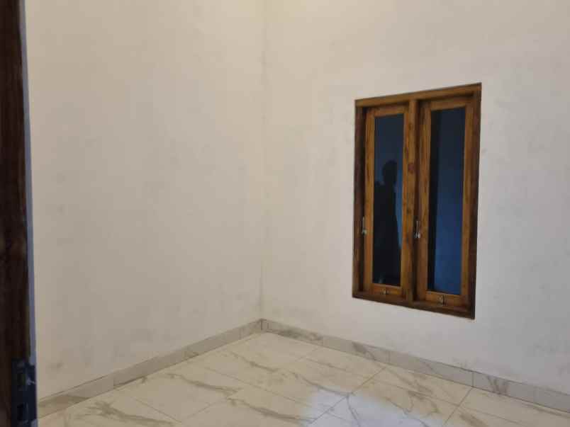 dijual rumah tegalarum kec borobudur
