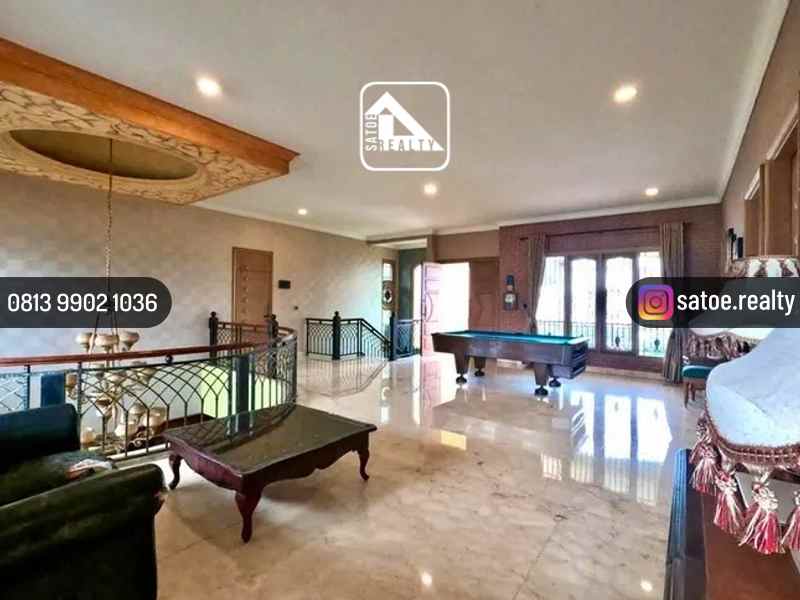 dijual rumah townhouse panorama