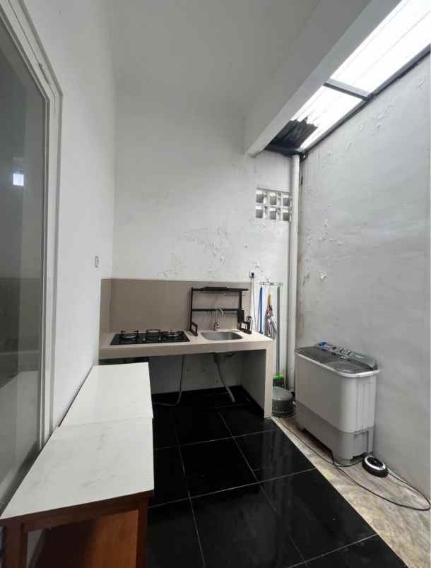 dijual rumah tunggulwulung